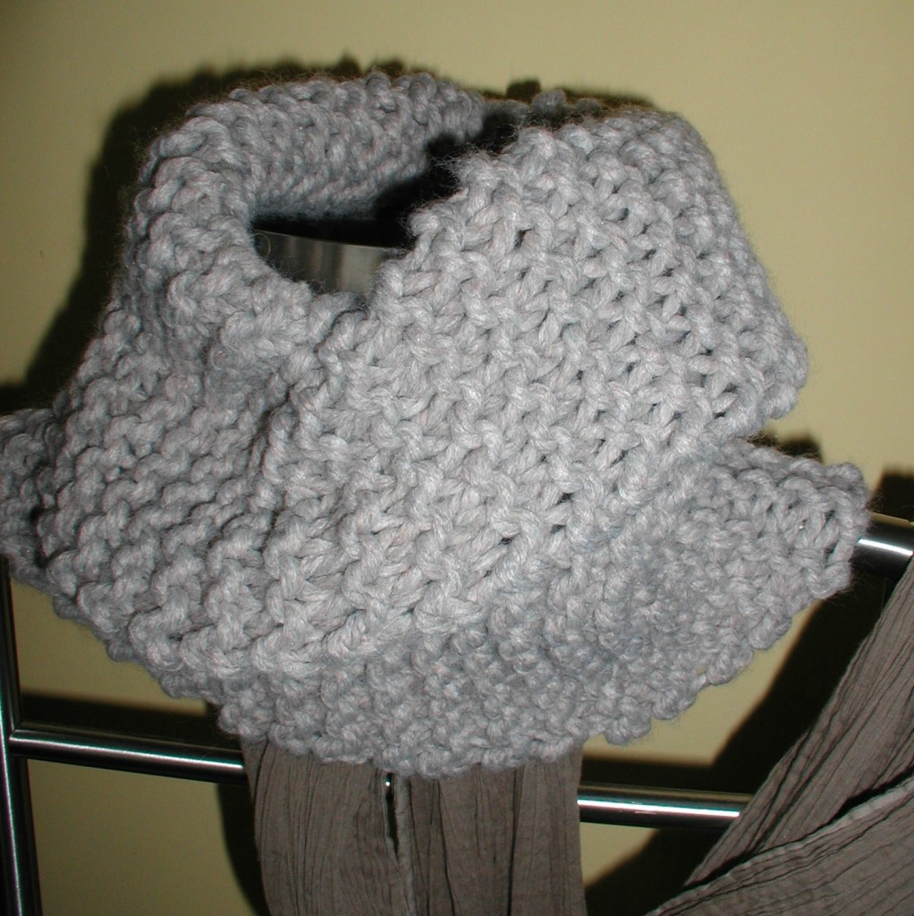 patron tricot echarpe debutant