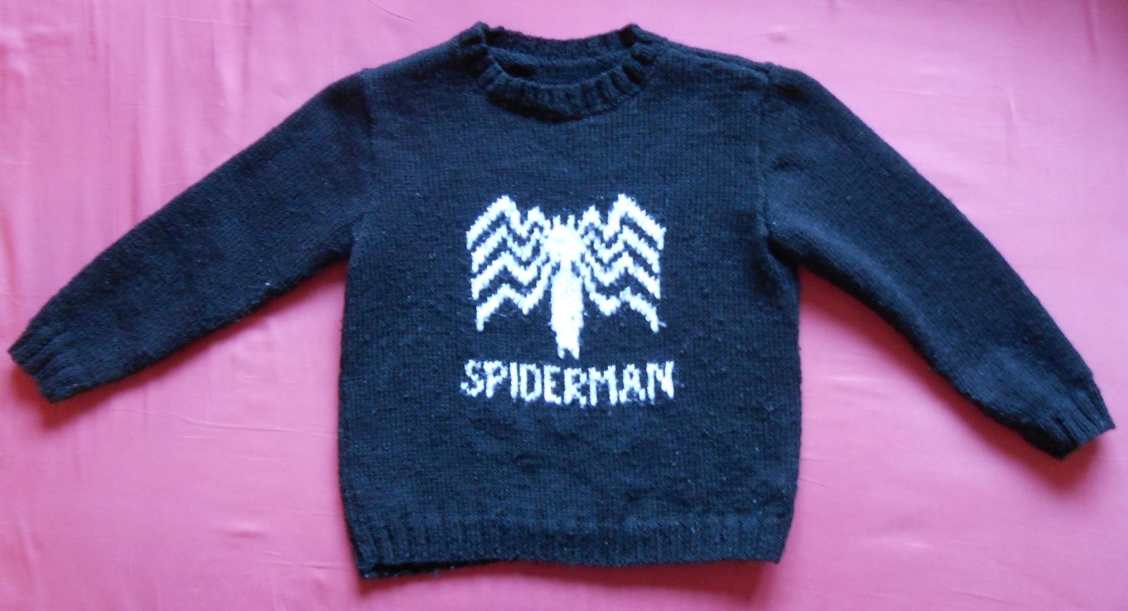patron tricot pull spiderman