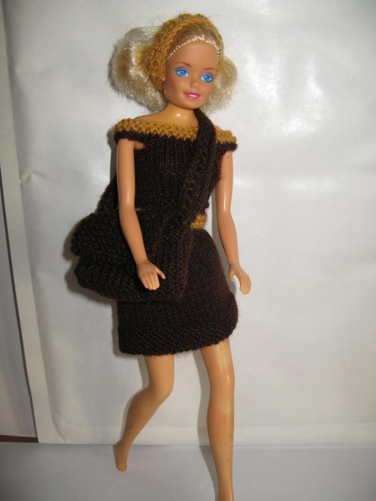 patron tricot barbie